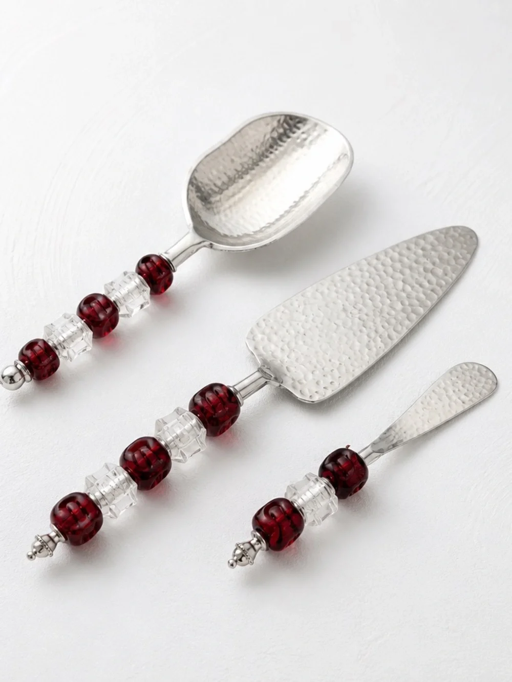 Beaded 3 Pc Pampered Chef Serving Set,Butter Knife Pie Sever & Ice Scoop Red/Clr